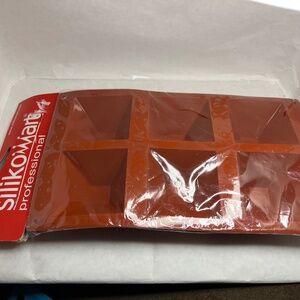 NEW Silikomart SiloconFLEX Professional Non-Stick (6) Pyramid Silicone Mold